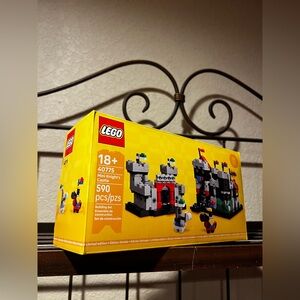 LEGO 40775 Mini Knight’s Castle Brand New Sealed Exclusive